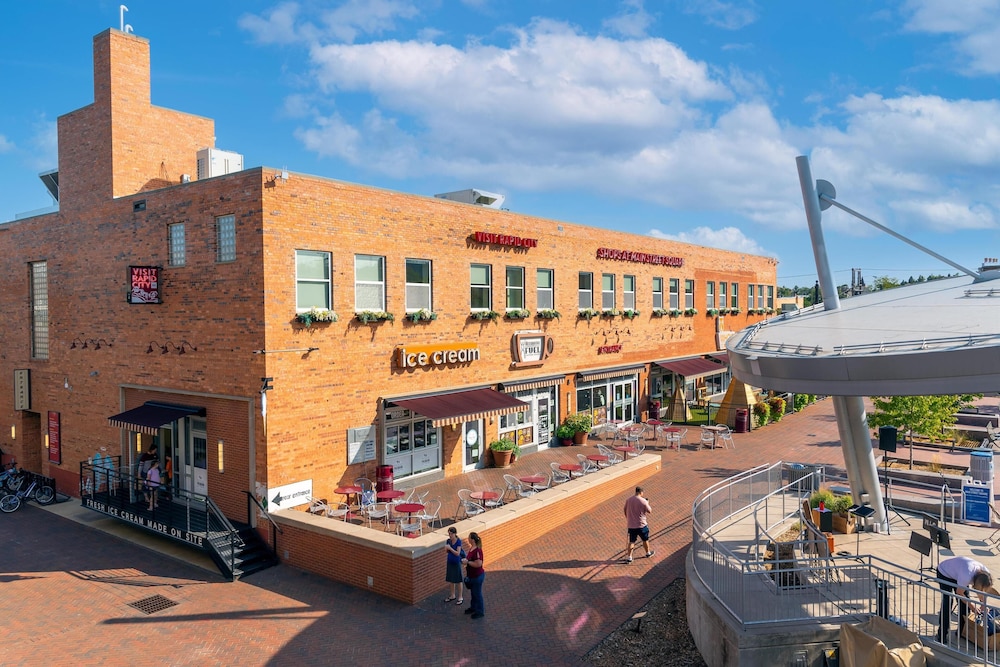 Hyatt Place Rapid City / Downtown 31/36