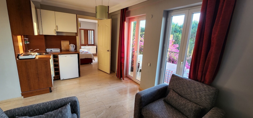 Antas Deluxe Apartments 45/69