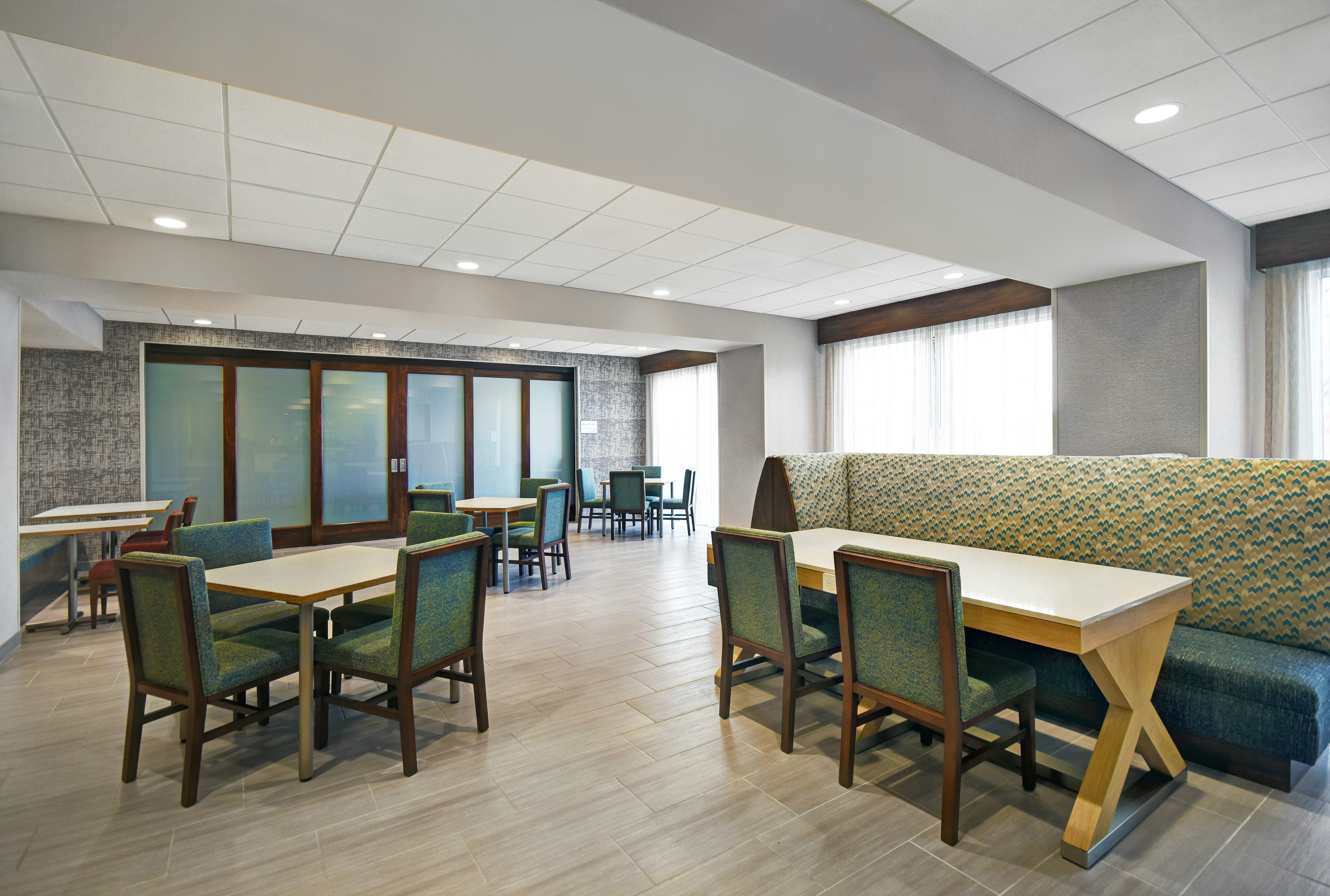Hampton Inn Las Vegas Strip South 42/60