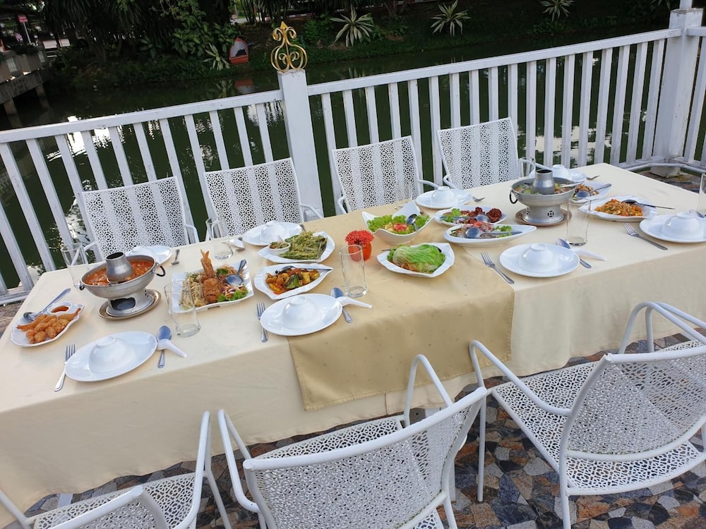 Kong Garden View Resort 46/63
