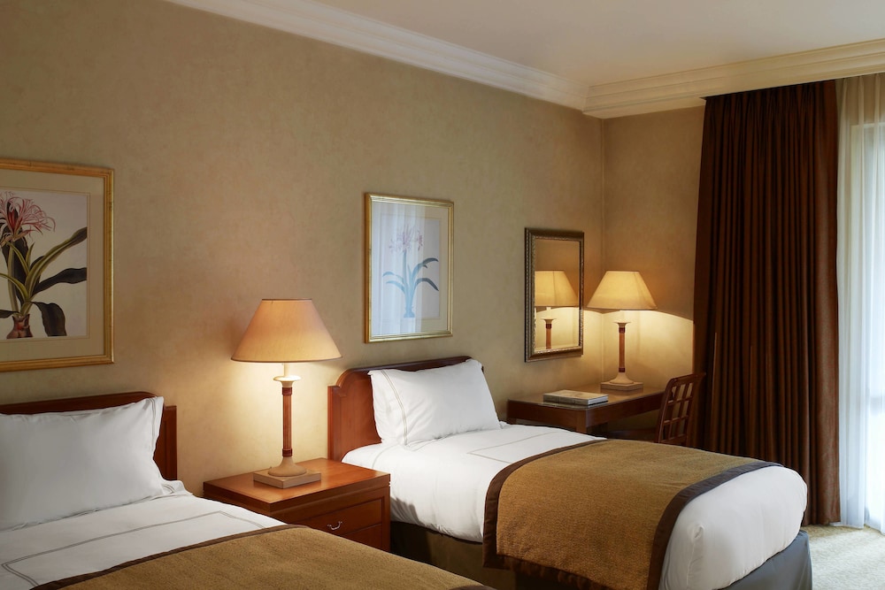 Sheraton Addis 23/81