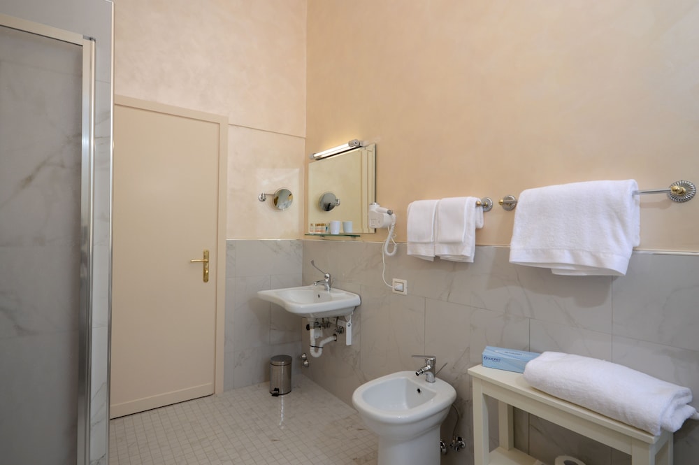 Grand Hotel Vittoria 71/71