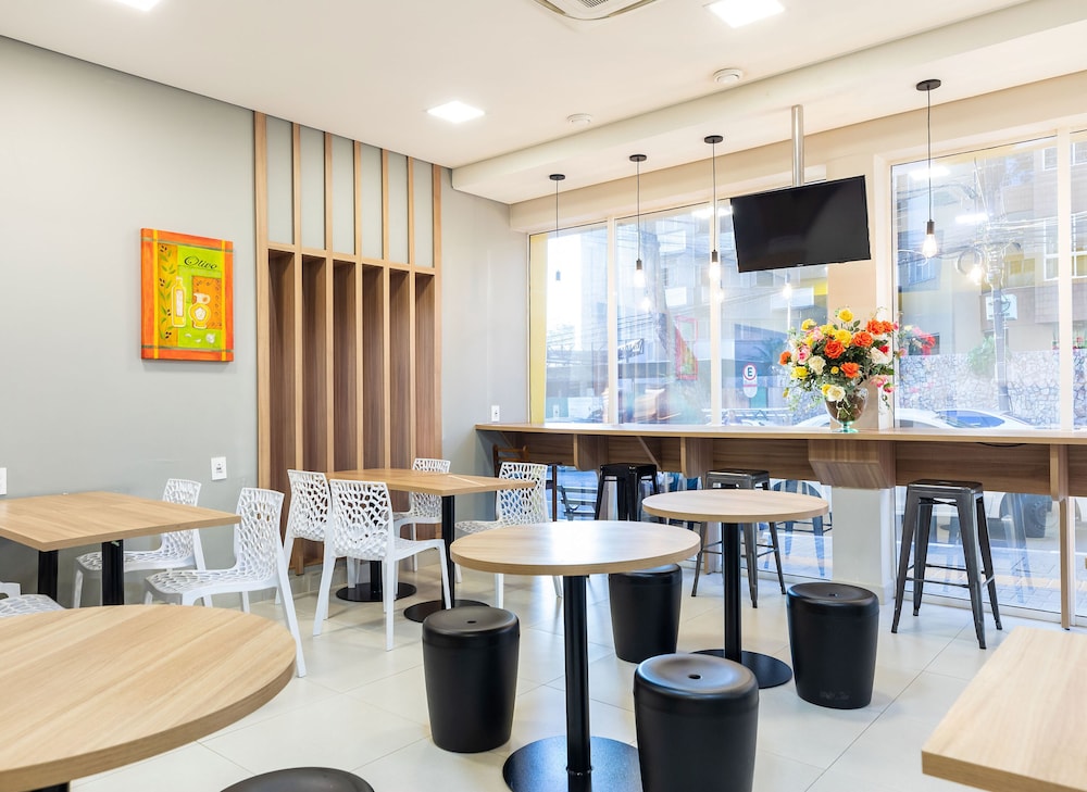 Taroba Express Ex Pop Hotel 48/60