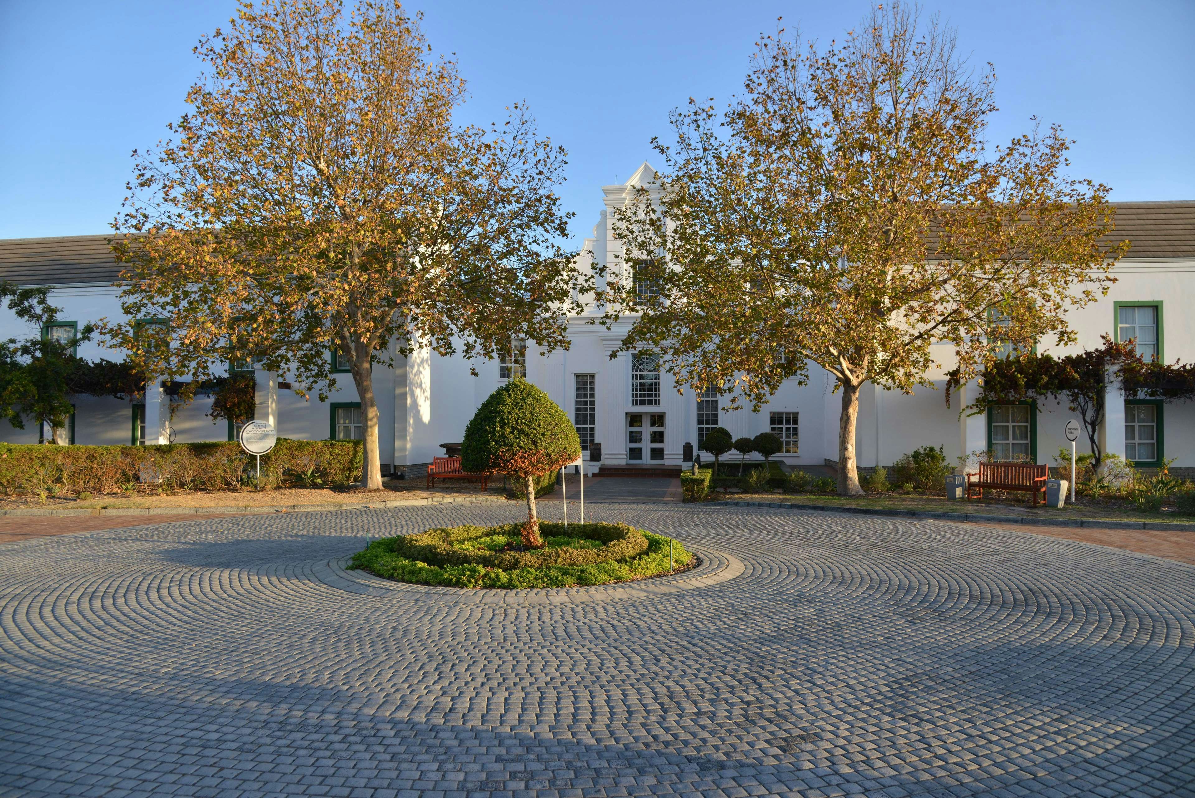 City Lodge Grandwest 44/46