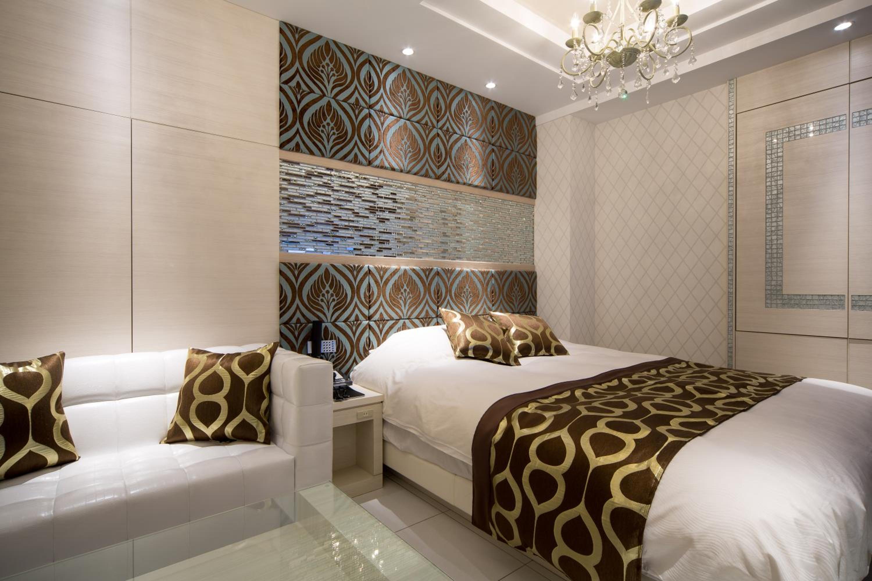 Hotel Lei 18/50