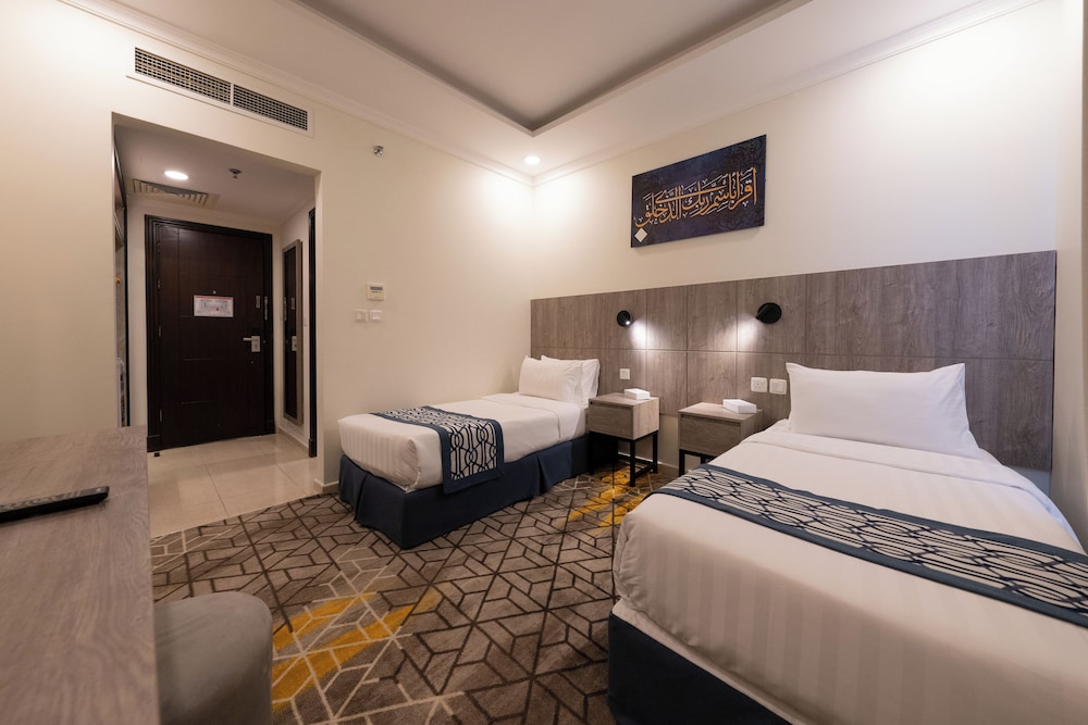 Alayam Elite Hotel 24/58