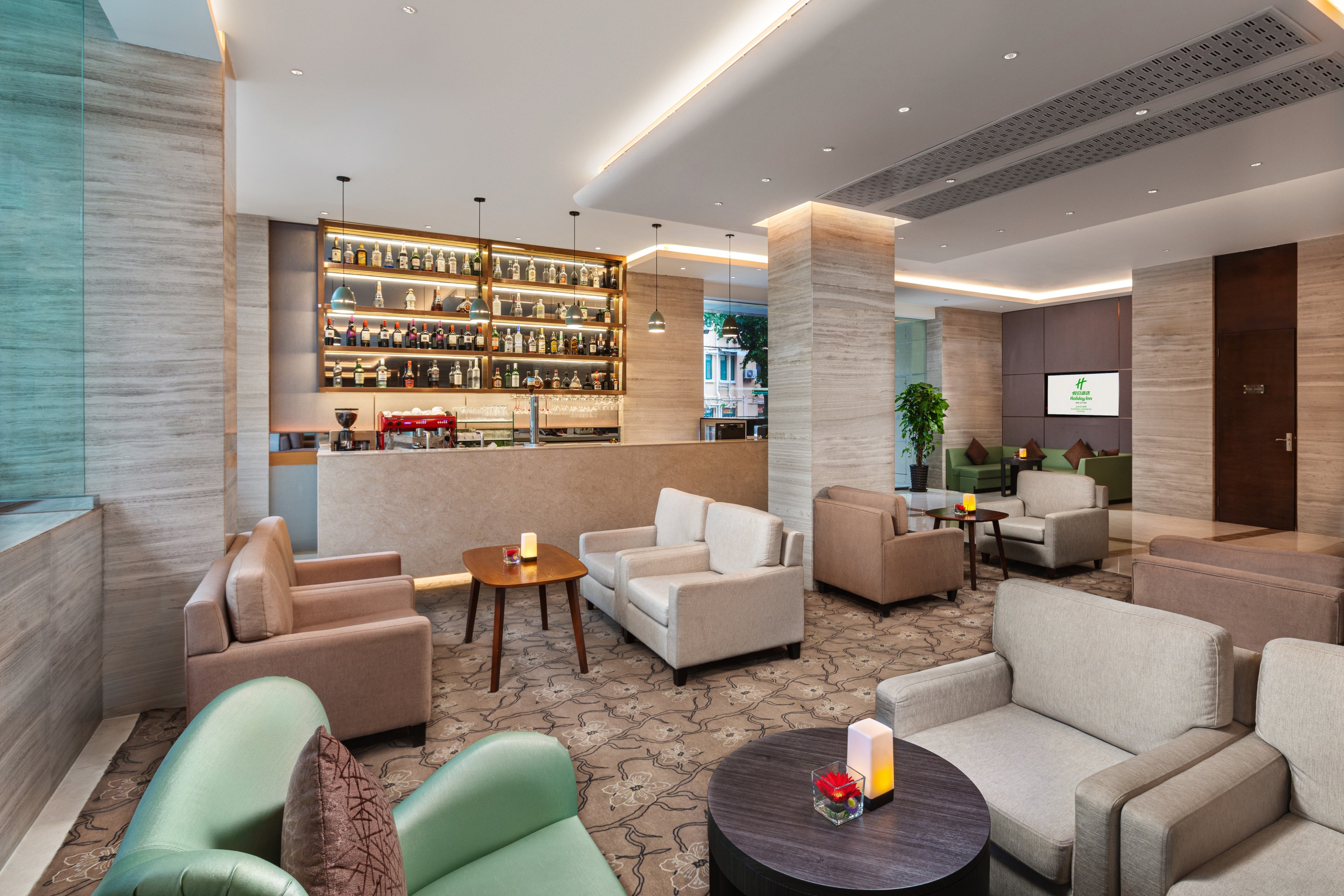 Holiday Inn Shanghai Hongqiao Central 13/21