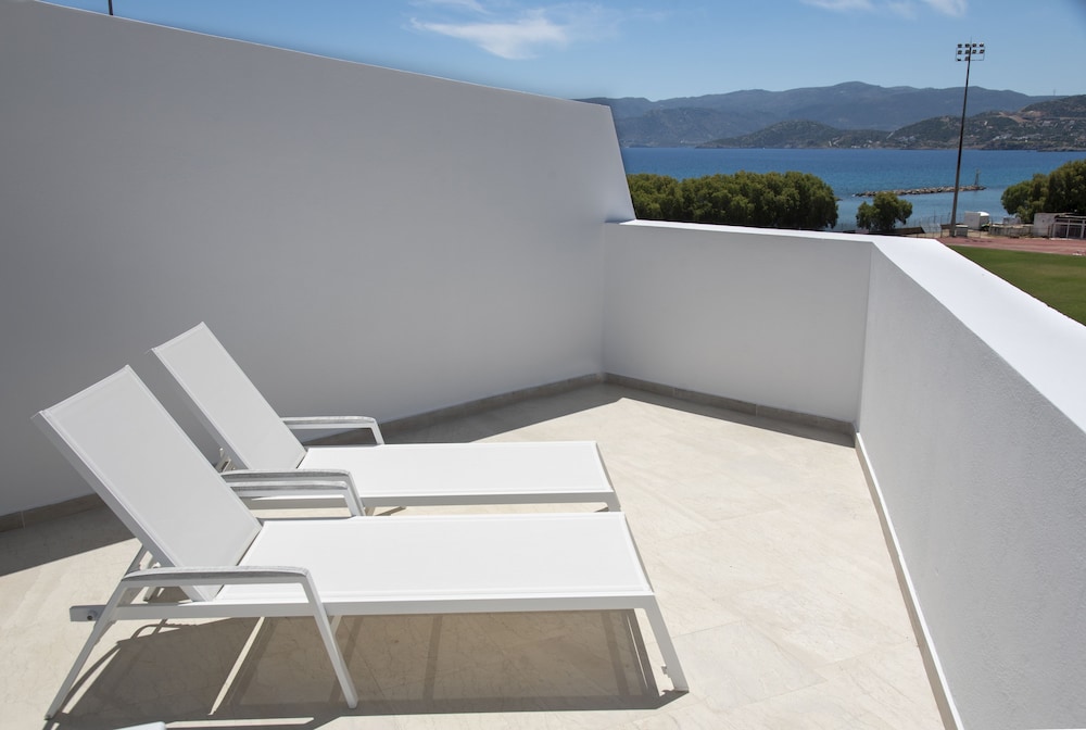 Naiades Marina Hotel Adults only 16+ 53/64