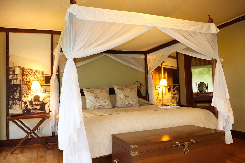 Lake Elmenteita Serena Camp 8/50