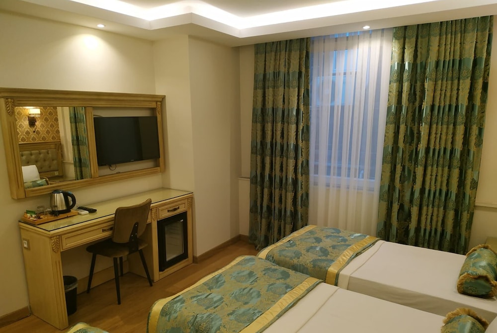 Apple Tree Hotel 47/68