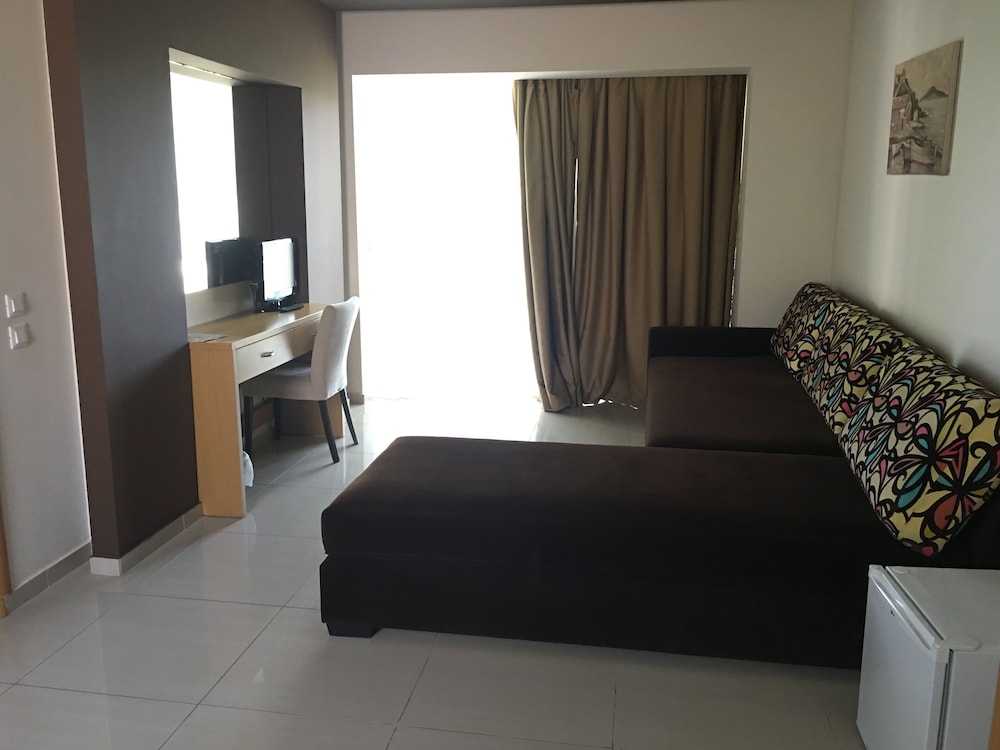 Anavadia Hotel By Anayia All Inclusive Resorts 14/26
