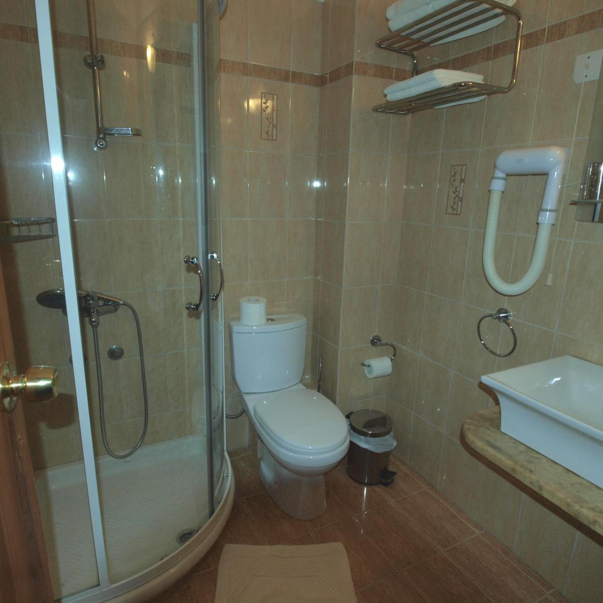 ASTERI(STAR)HOTEL 49/53