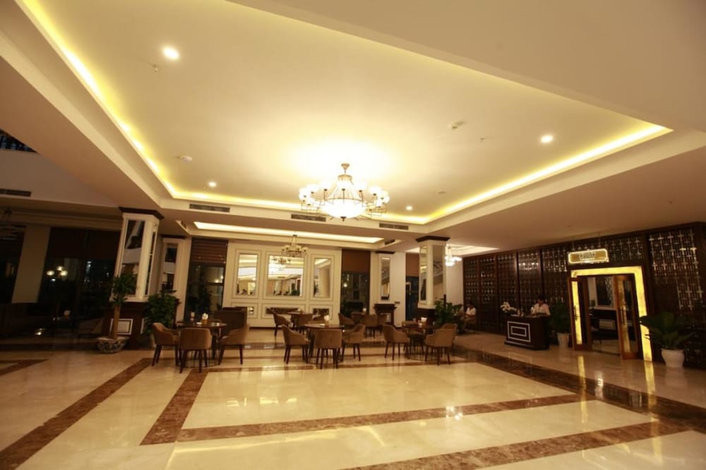 Muong Thanh Grand Con Cuong Hotel 6/39