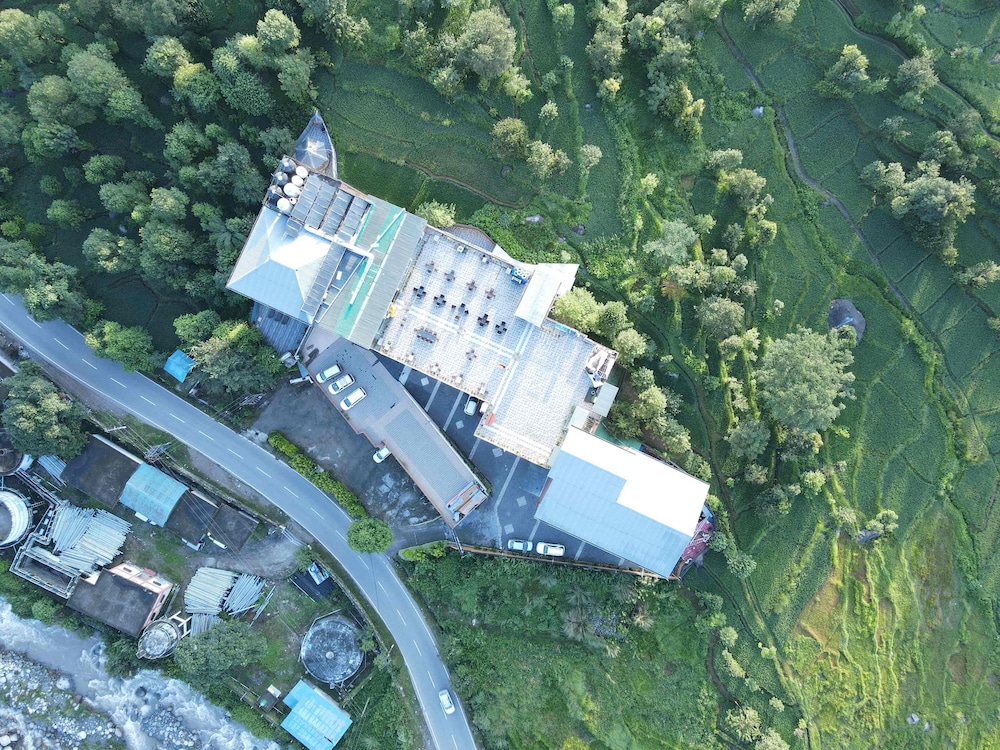 D'polo Club & Spa Resort 34/50