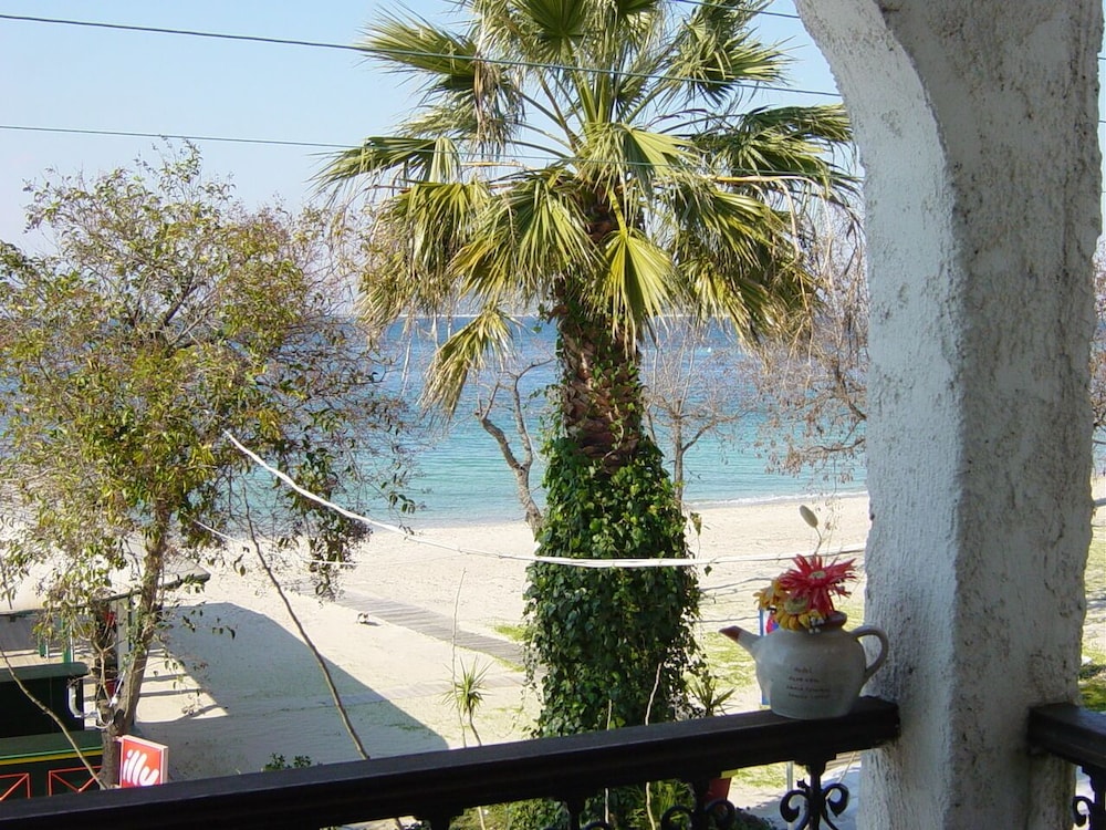 Captains Beach Boutique Apartments 24/27