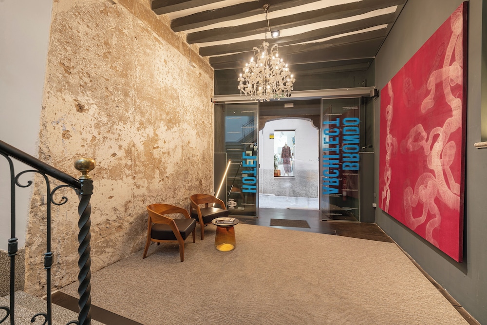Brondo Architect Hotel 30/50