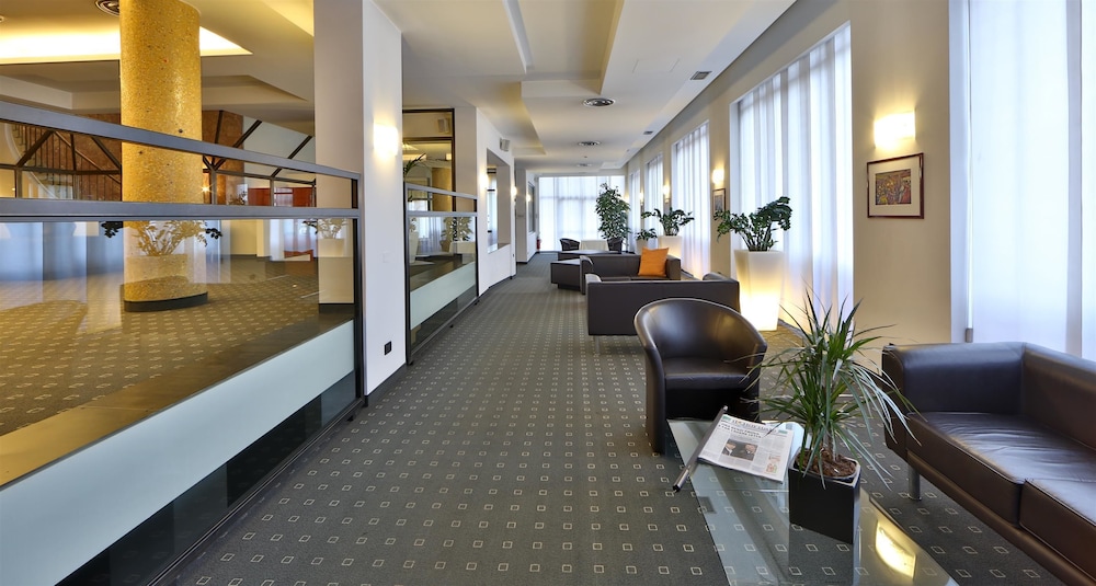 Best Western Hotel Biri 9/35