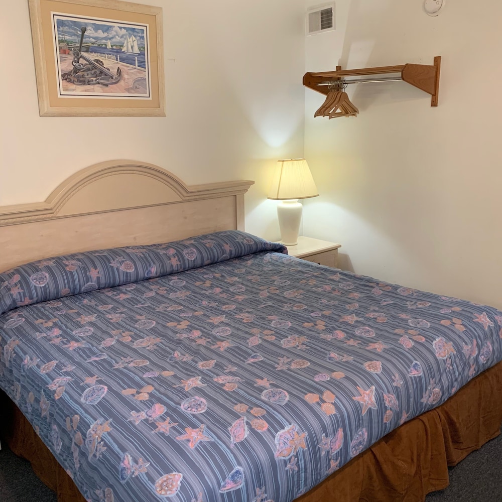 Roman Holiday Motel 9/43