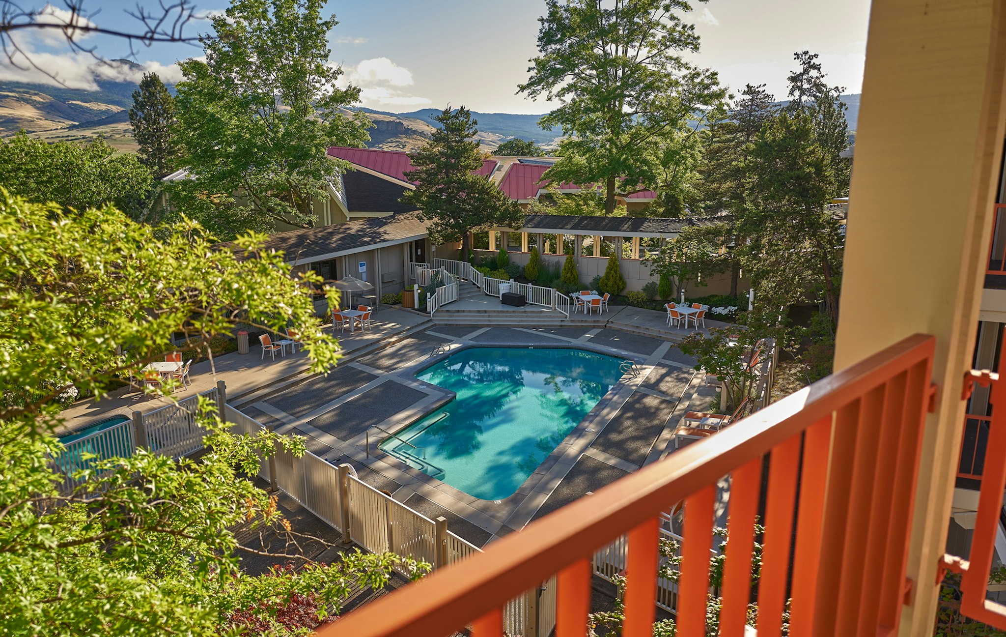 Ashland Hills Hotel Suites 47/51