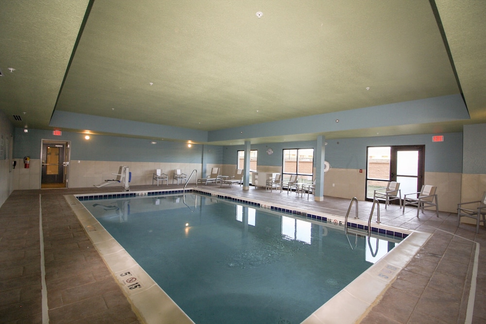 Holiday Inn Express & Suites Kirksville - University Area 19/38