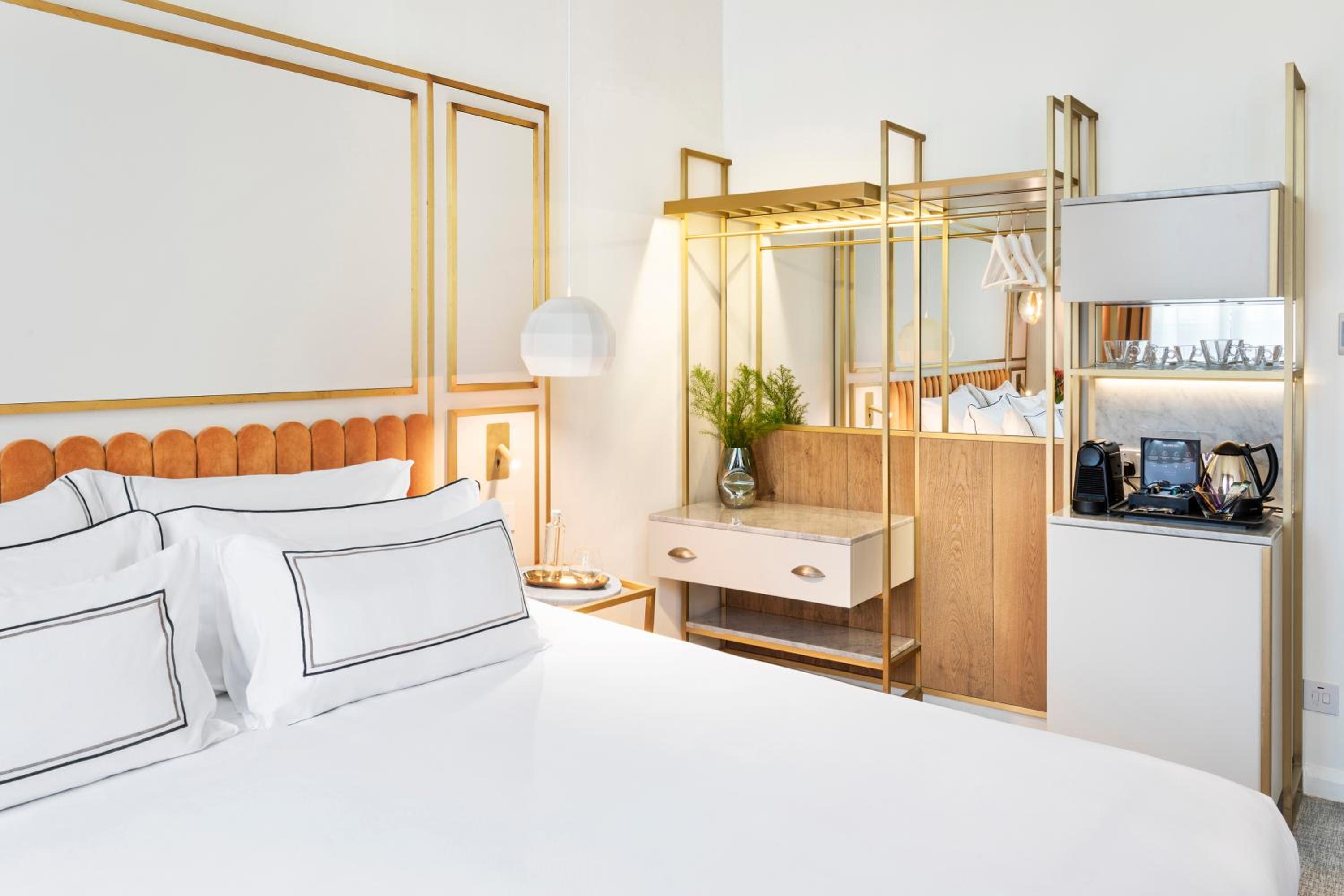 جناح جونيور مع أريكة، Melia London Kensington Member of Melia Collection 6/10
