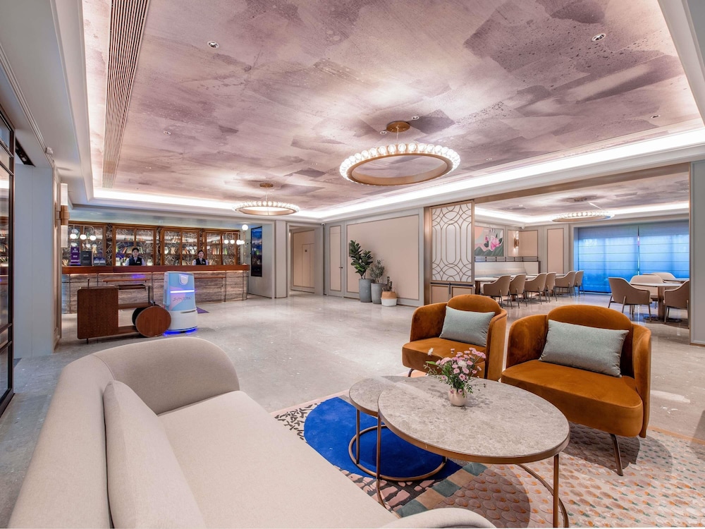Mercure Chongqing Times Paradise Walk 36/50