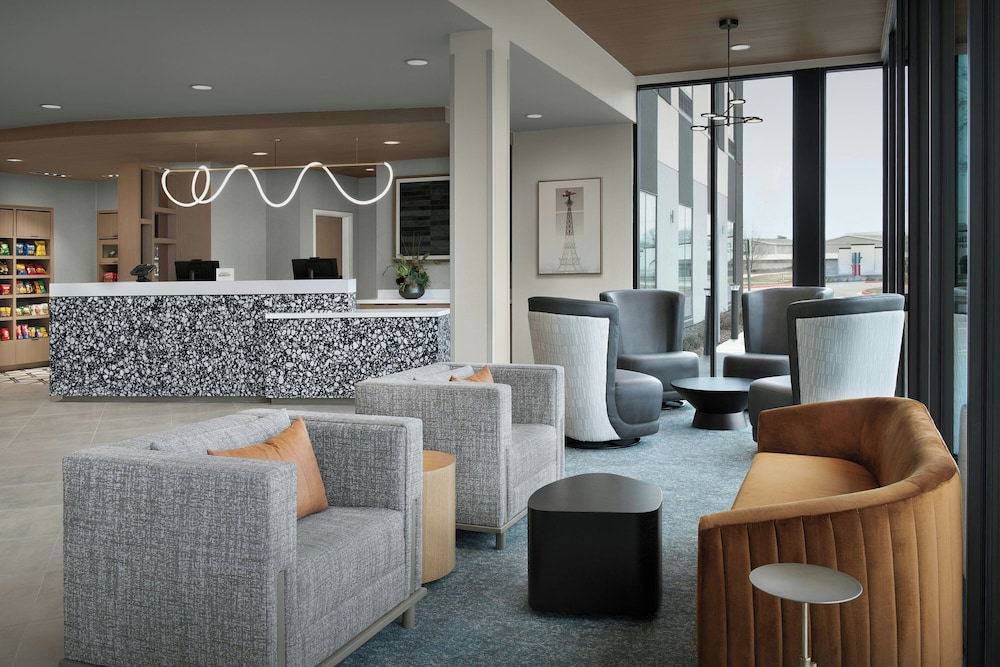 Fairfield by Marriott Inn & Suites Paris 15/25