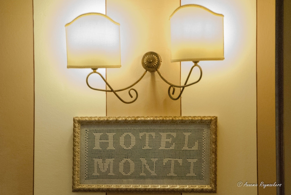 Hotel Monti 30/50