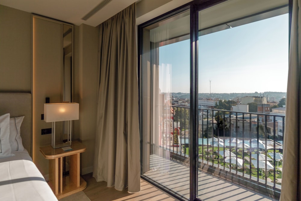 Melia Sao Joao da Madeira 25/55