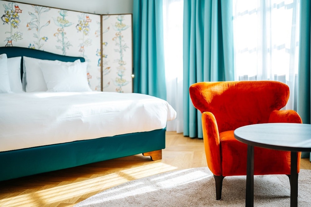 Widder Hotel 14/92