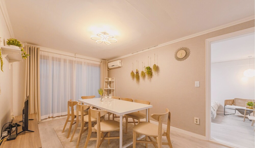 SeeU House 23/35