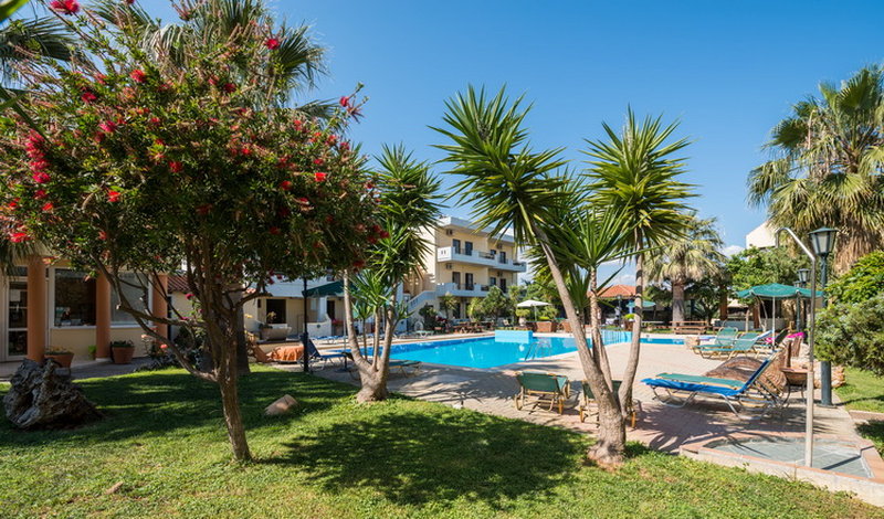 Nireas Hotel 27/30