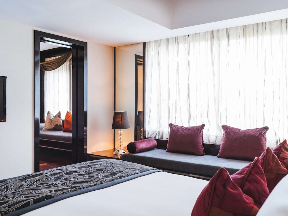 Sofitel Mumbai BKC 11/77