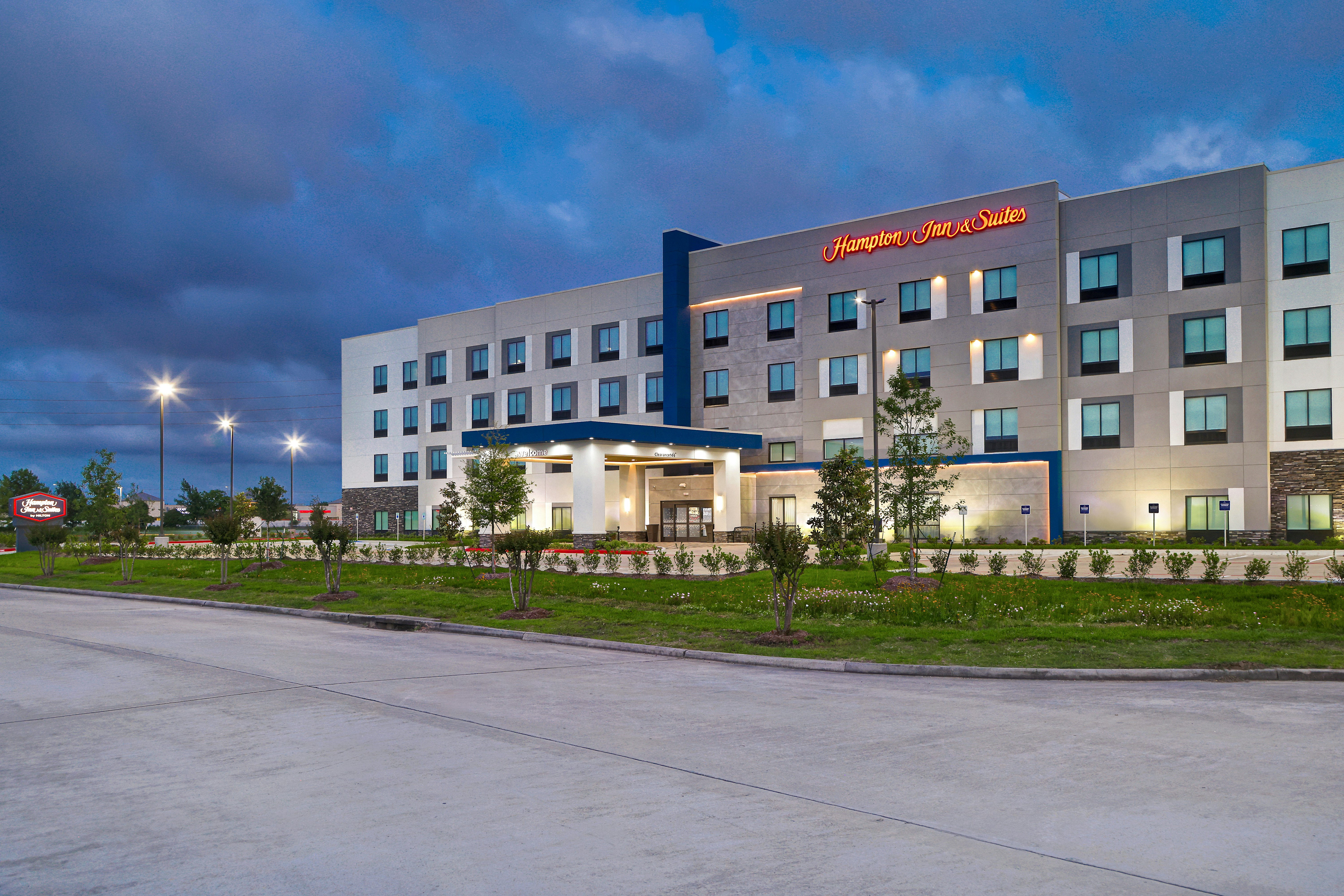 Hampton Inn and Suites Houston East Beltway 8 7/58