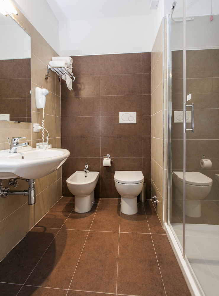 Hotel Gardenia 32/36