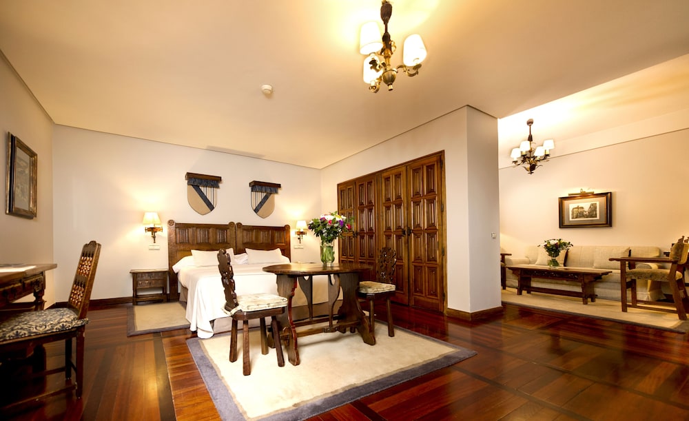 Parador de Santiago de Compostela 43/71