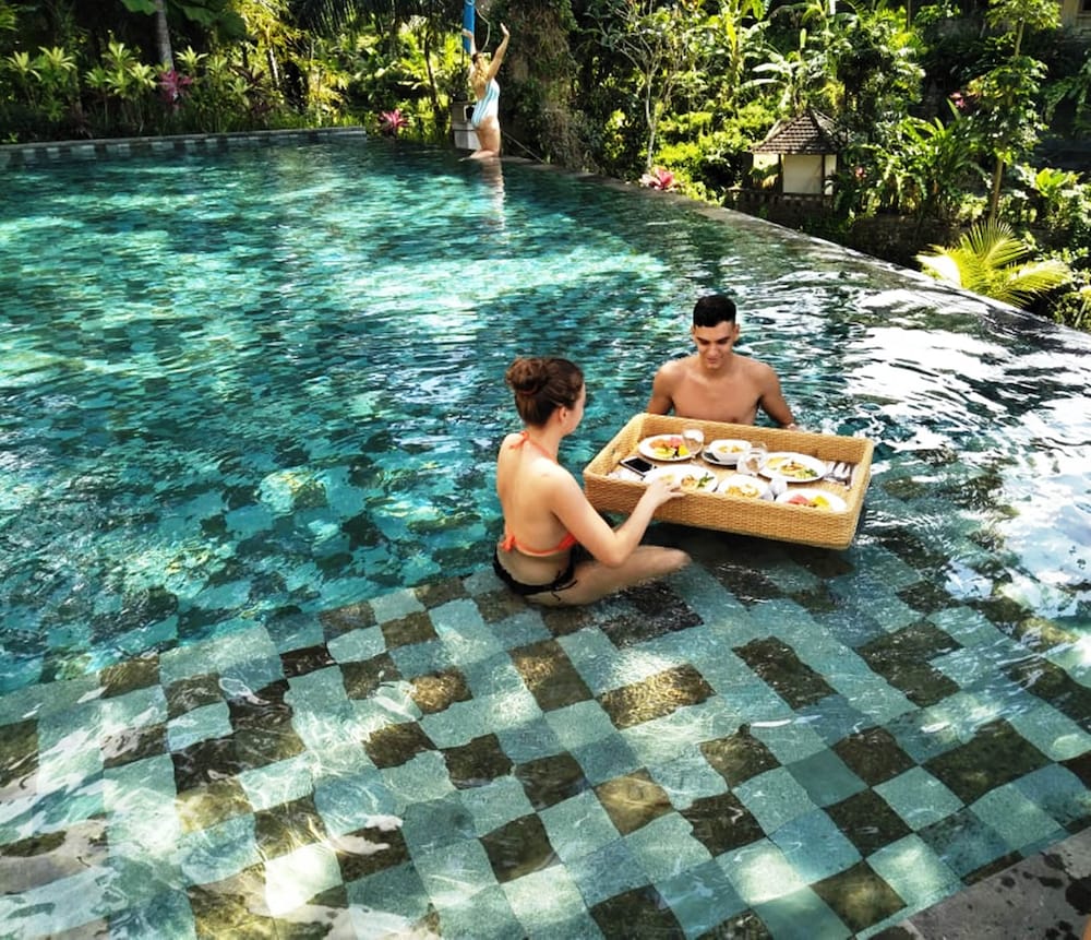 Labak River Hotel 42/71