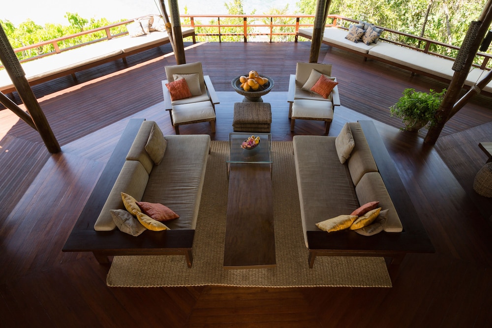 Pearl Farm Beach Resort 50/75