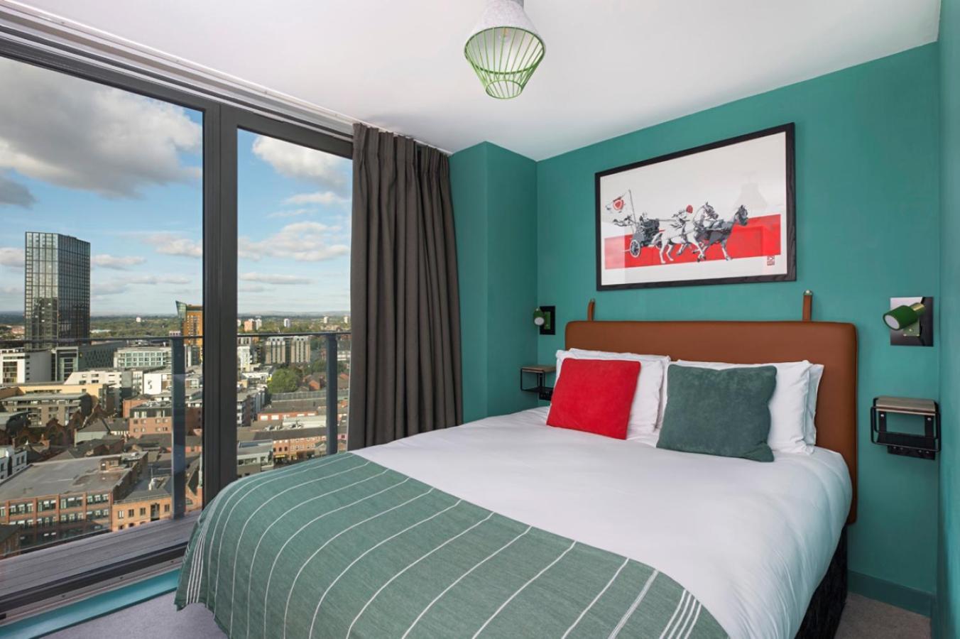 1 BEDROOM, EXECUTIVE, SUITE, SOFA