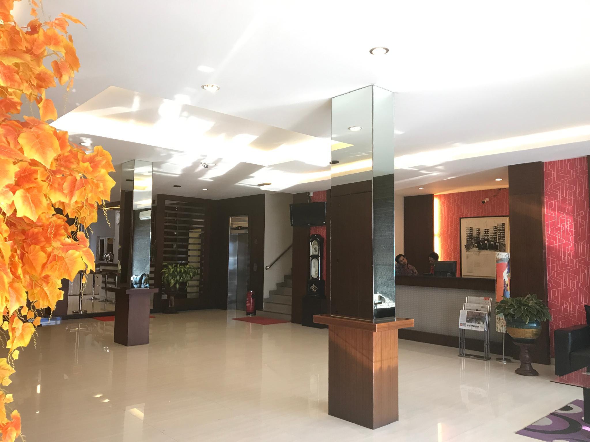 Grand Mega Hotel 6/26