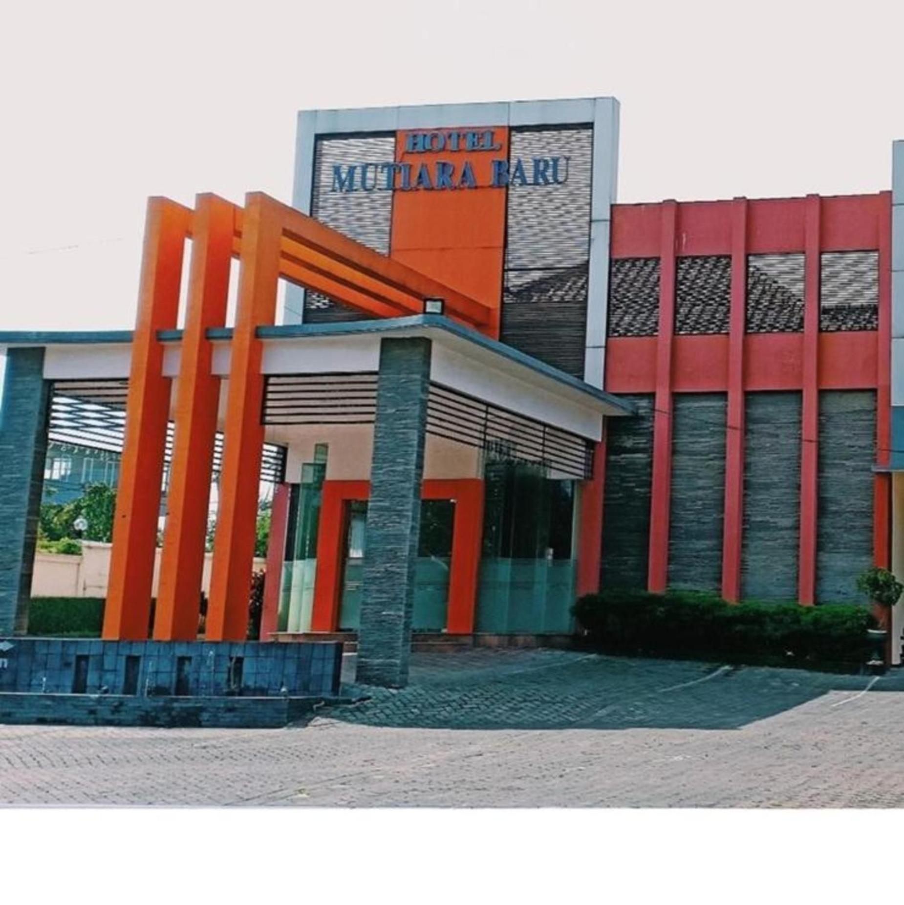 Hotel Mutiara Baru 1/36