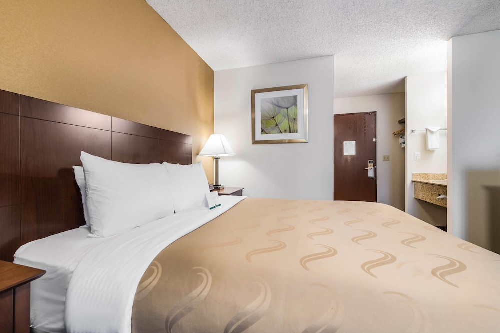 Quality Inn & Suites Lacey Olympia 28/66