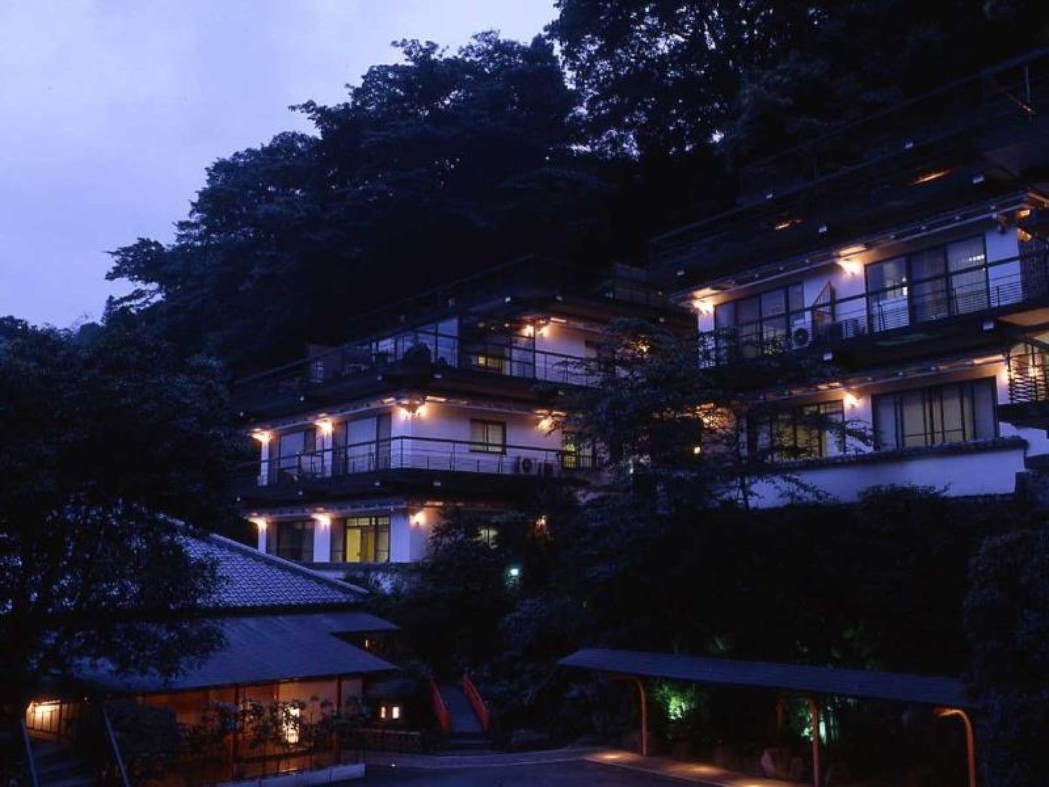 Ryokan Senkei Hotel