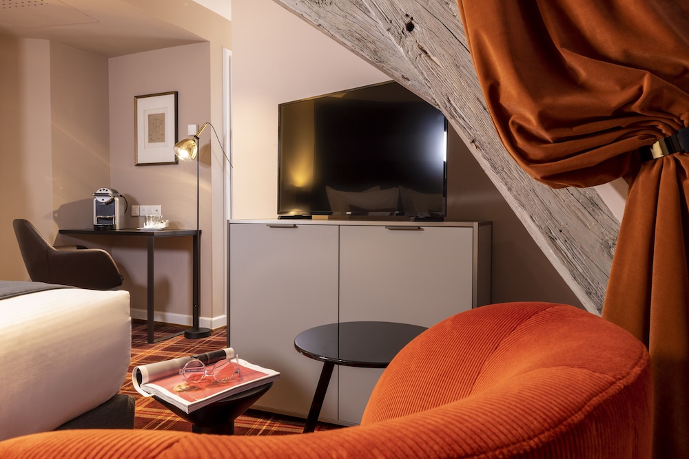 Hotel Le Colombier 53/80