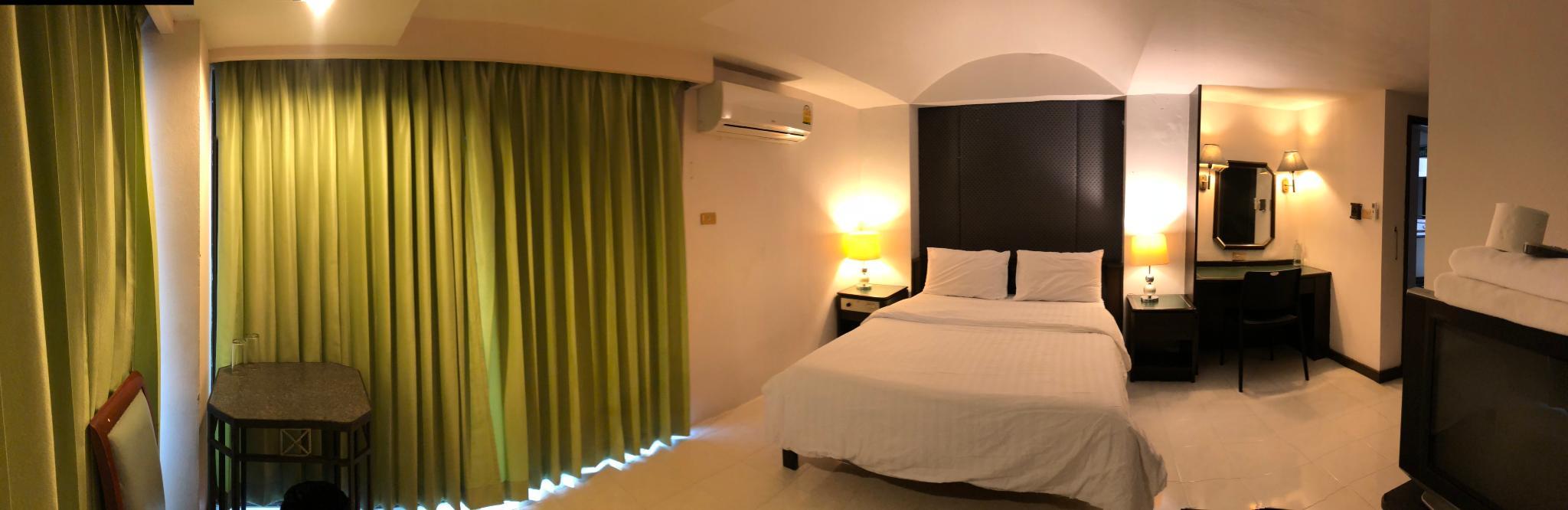 S.C. Heritage Hotel 30/43