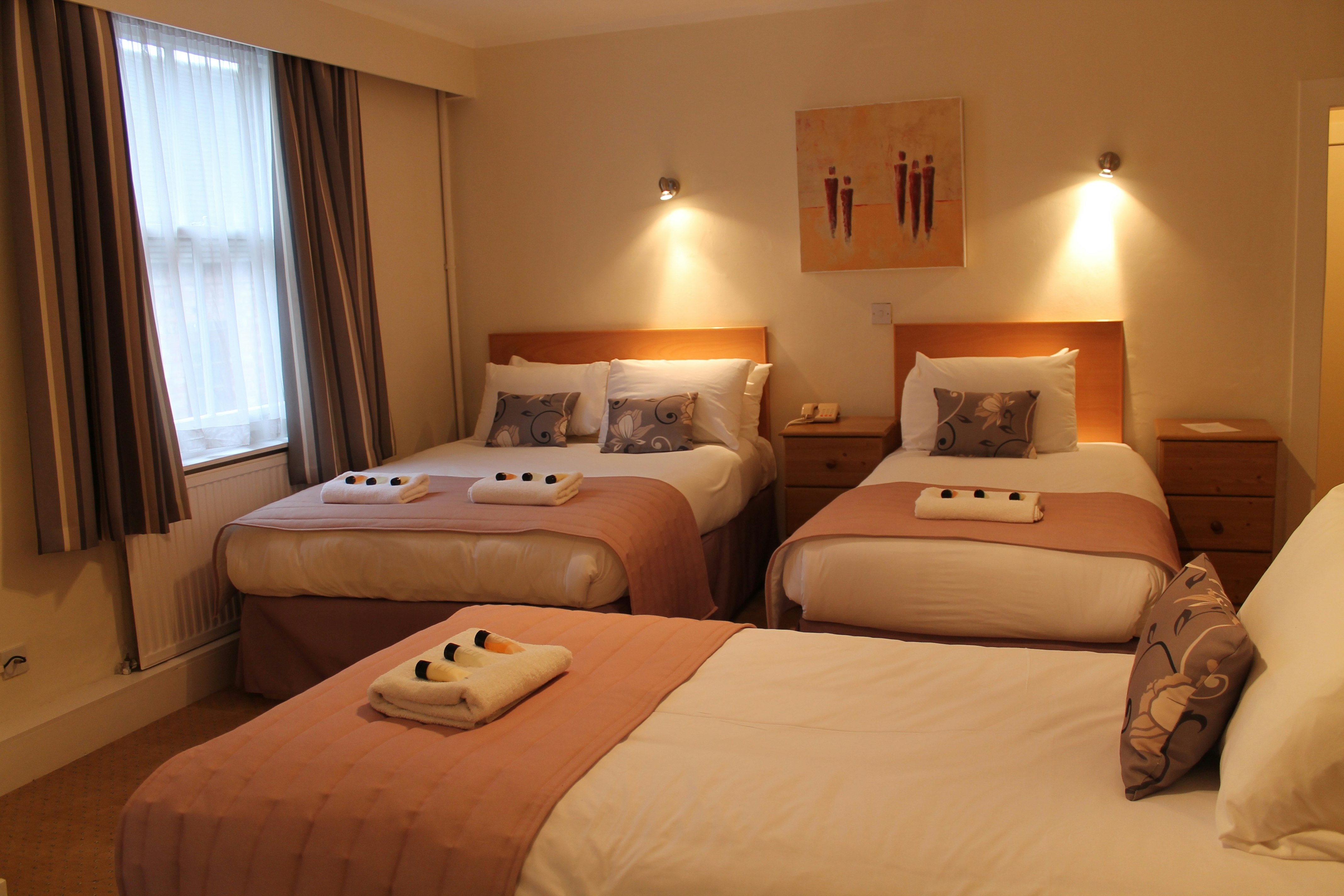Rugby Hotel 10/22