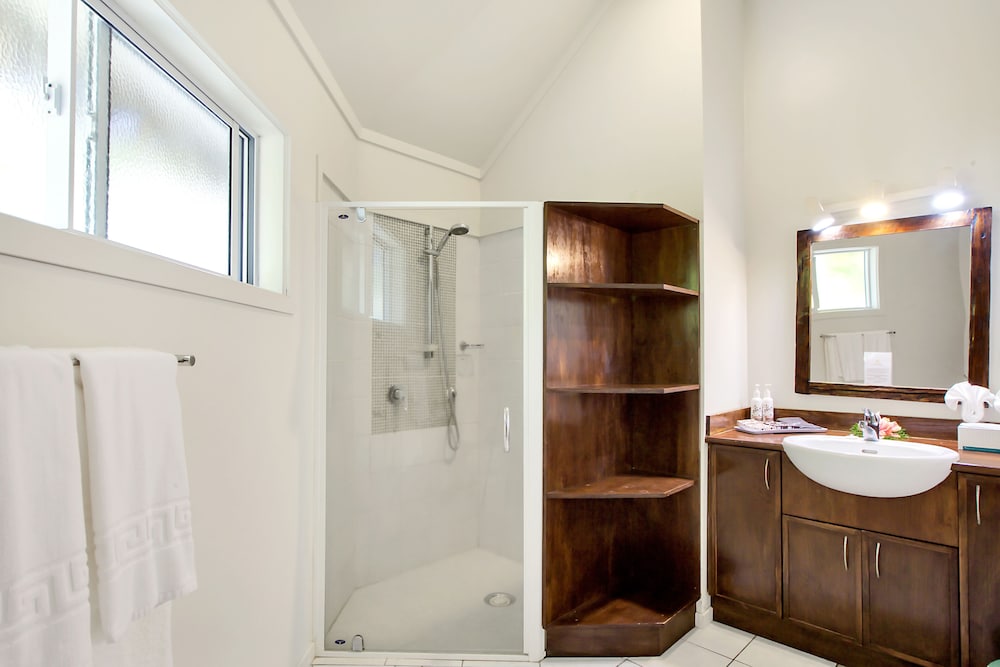 Crown Beach Resort and Spa - Adults Only 68/69