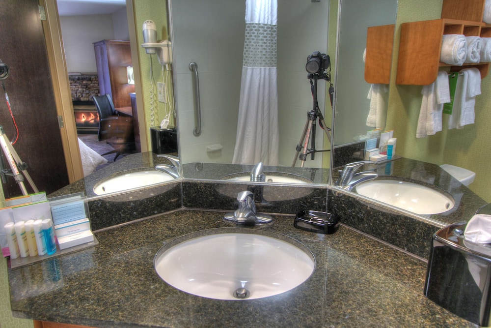 Hampton Inn Gatlinburg 30/68