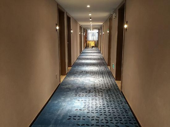 7 Days Inn (Guangzhou Chenjiaci Metro Station II) 20/23