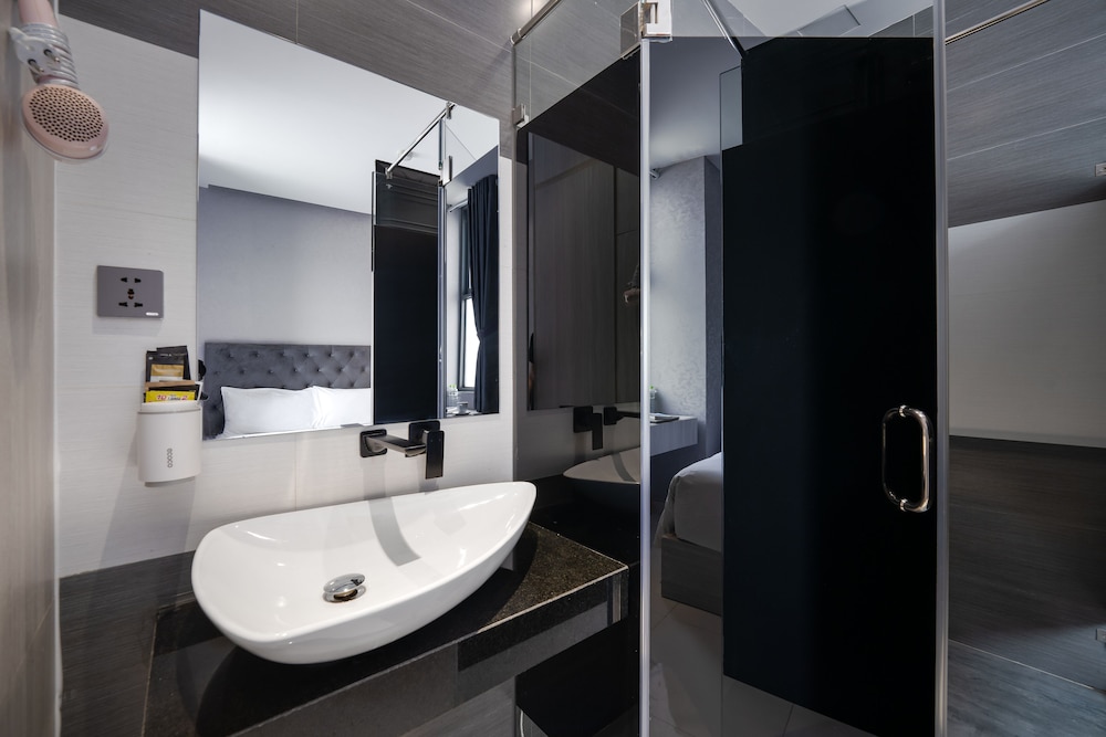 Mari Queen Hotel 28/33